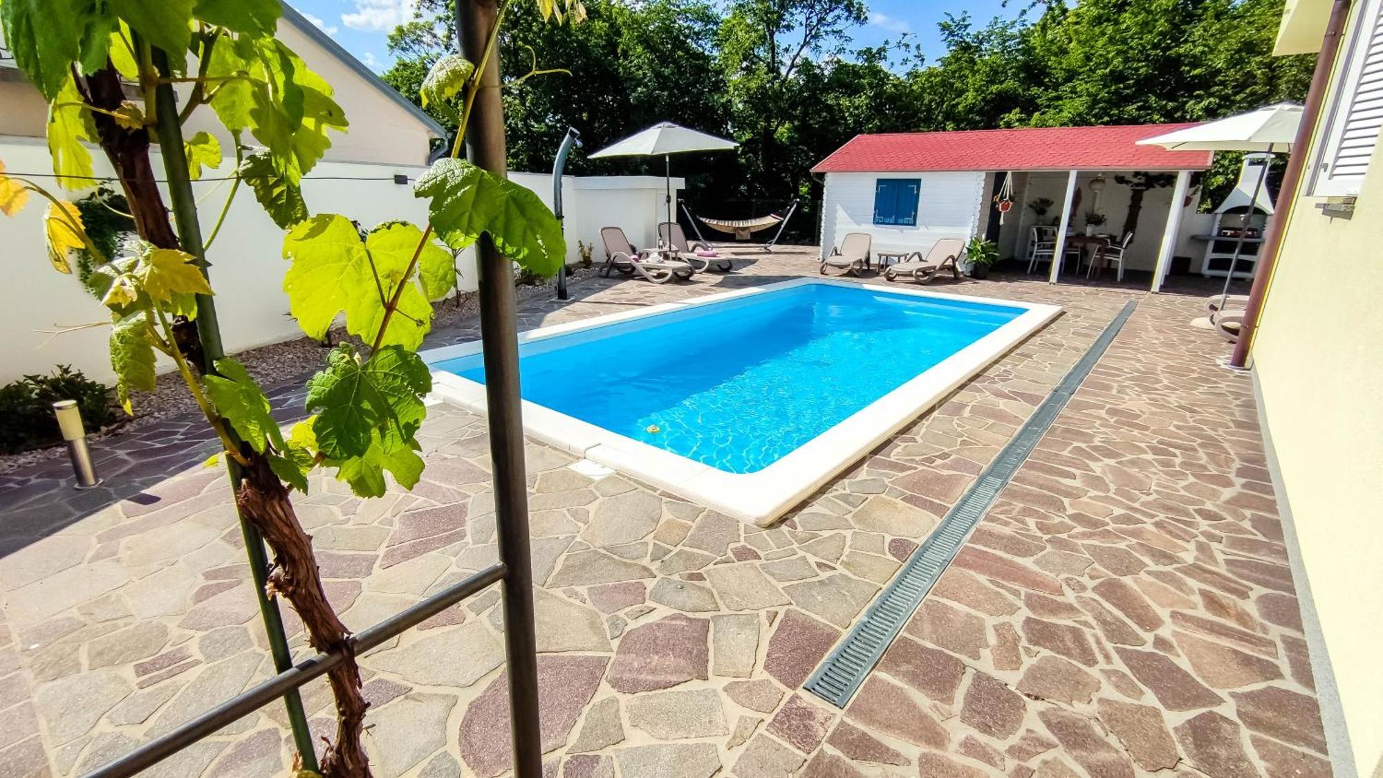 Apartment House Vertel